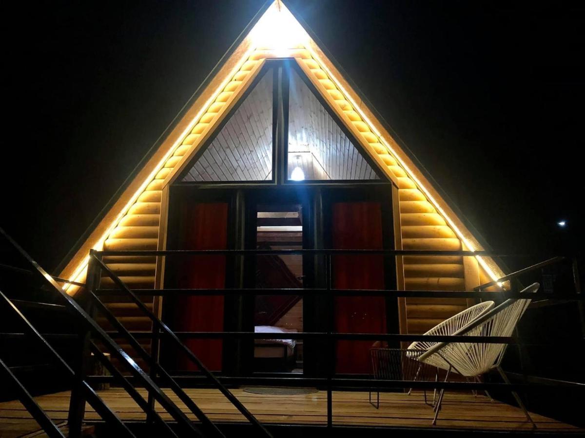 Kazbegi Kuro Cottages Екстериор снимка