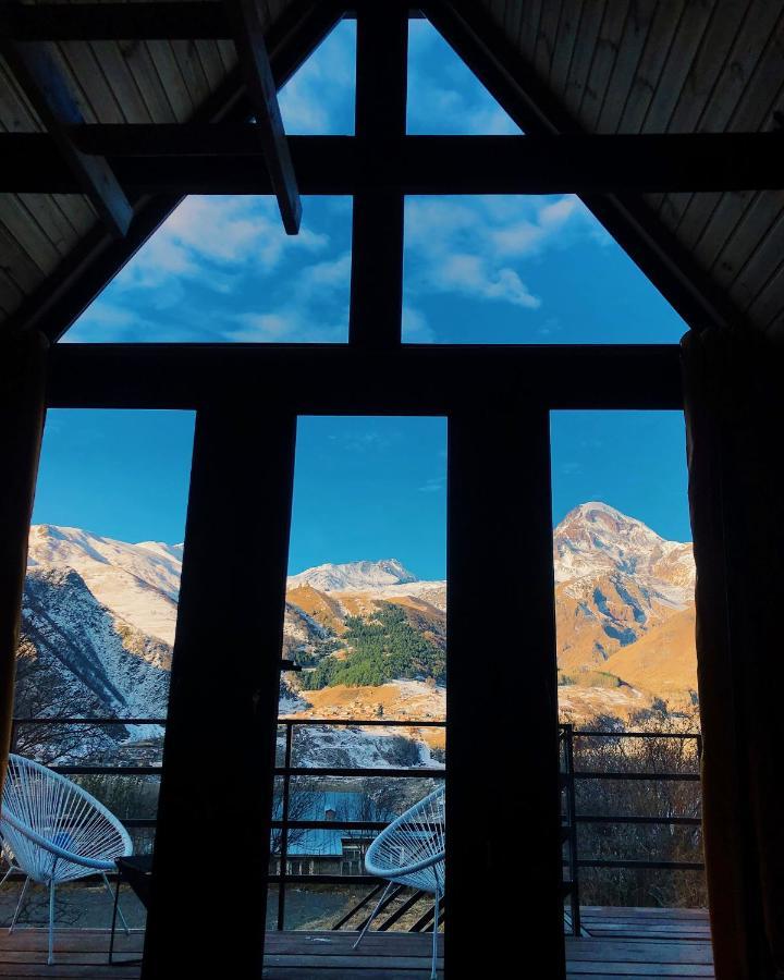 Kazbegi Kuro Cottages Екстериор снимка