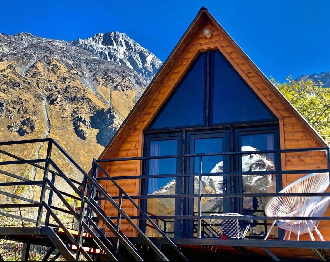 Kazbegi Kuro Cottages Екстериор снимка