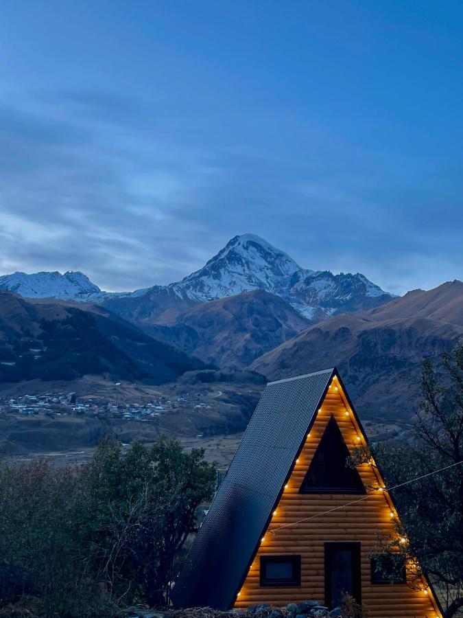 Kazbegi Kuro Cottages Екстериор снимка