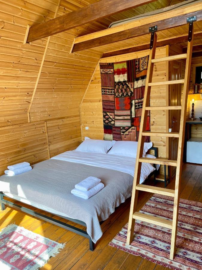 Kazbegi Kuro Cottages Екстериор снимка